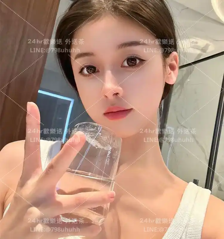 婧詩