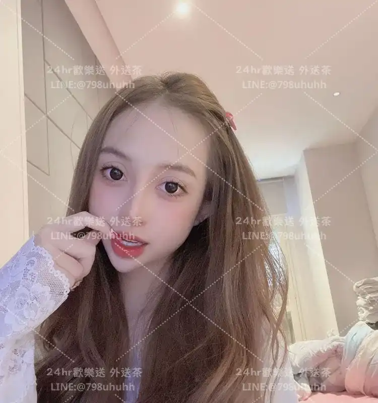 曼彤